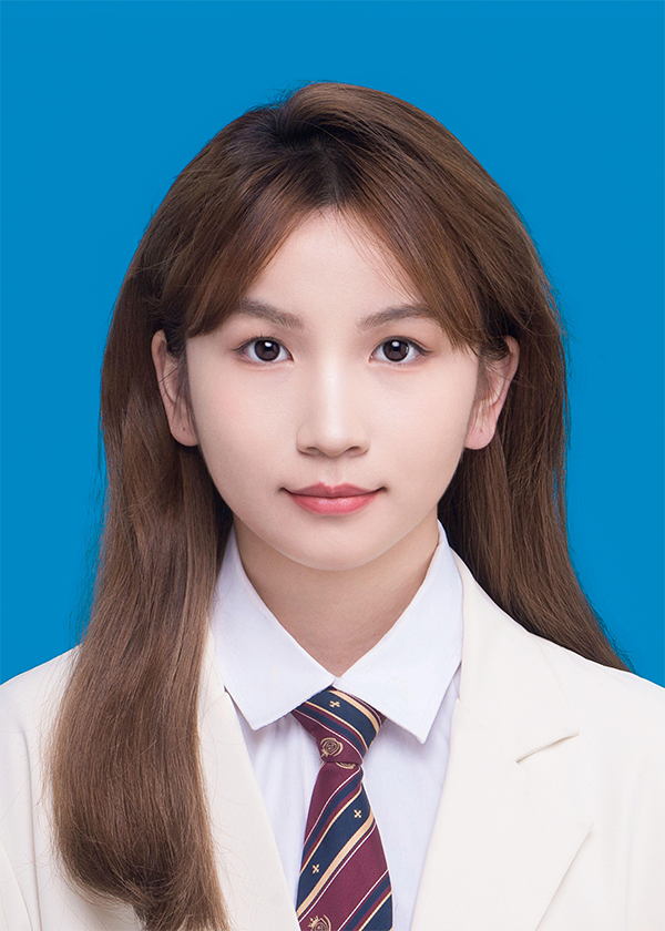 李琰证件照